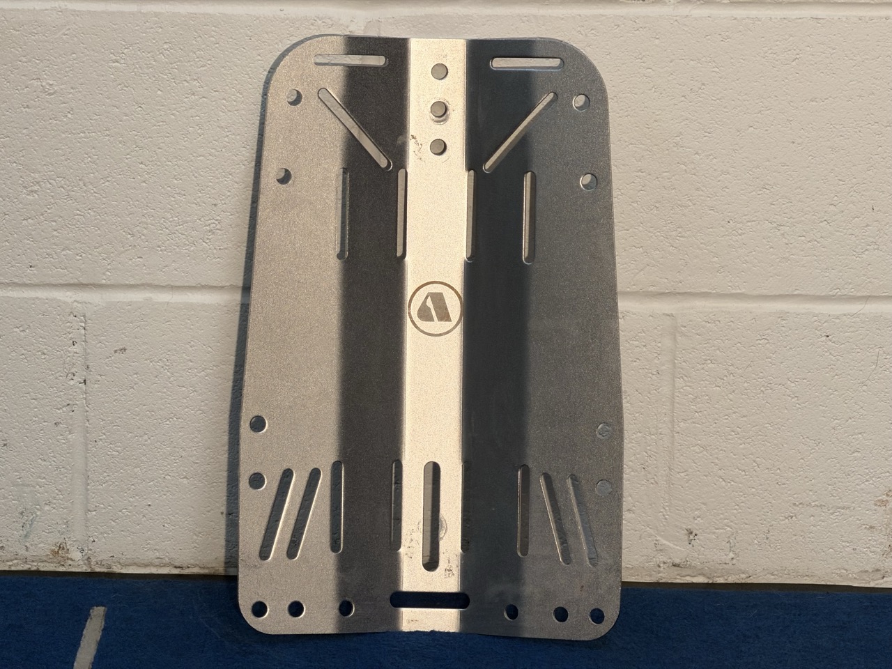 Apeks Stainless Steel Back Plate - Image 2